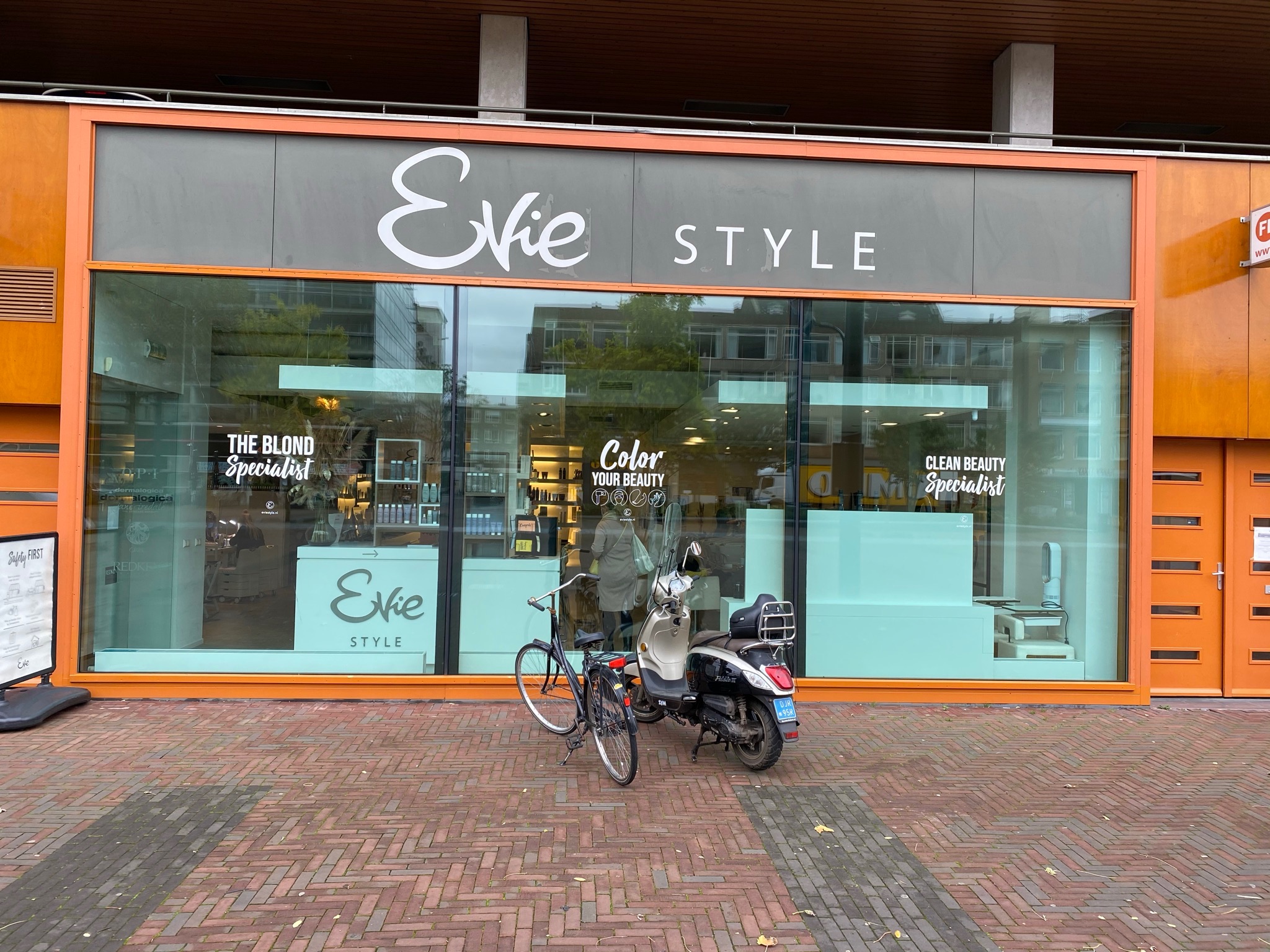 Evie style